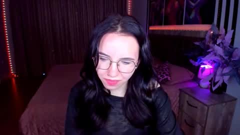 TriciaDaisy online show from 6, 6, 2026