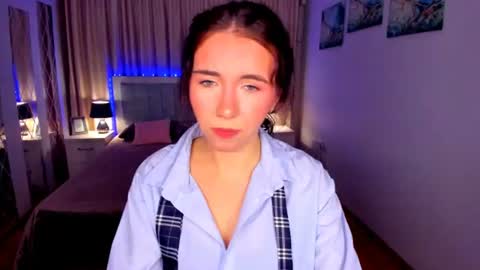 TriciaDaisy online show from 1, 8, 2026