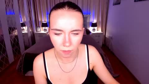 TriciaDaisy online show from 3, 8, 2026