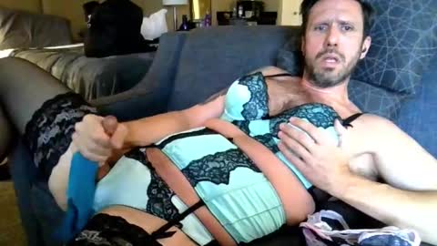 triciawu22 online show from 3, 1, 2025