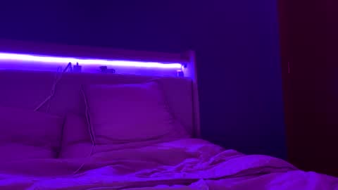 tricie_flor05 online show from 1, 12, 2025