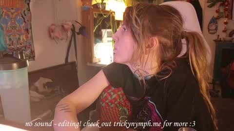 Cassie online show from 3, 2, 2025