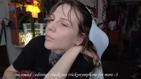 Cassie online show from 3, 2, 2025