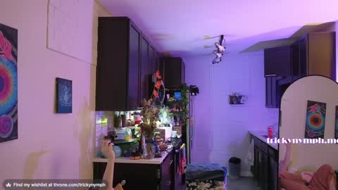 Cassie online show from 4, 3, 2025