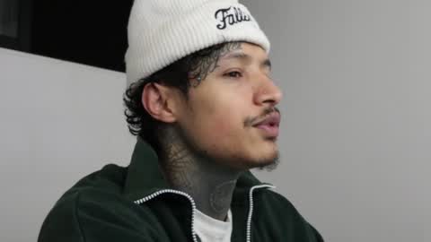 - trieone online show from 13, 1, 2025