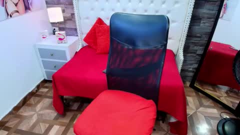 Snapshot of trinity_tsx chatting on 4, 2, 2026 SOFIA online show from 4, 2, 2026