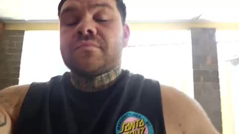 trio141995 online show from 8, 4, 2026