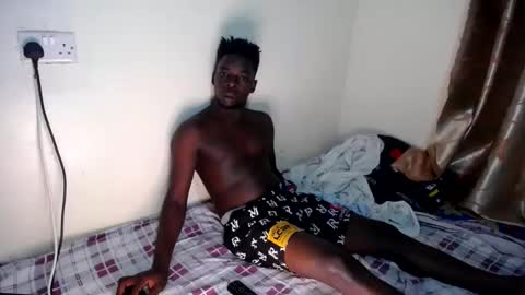 Trisboo5 online show from 24, 2, 2025