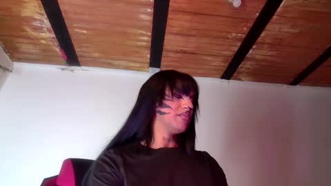 Snapshot of trix_ebony chatting on 16, 10, 2025 trix_ebony online show from 16, 10, 2025