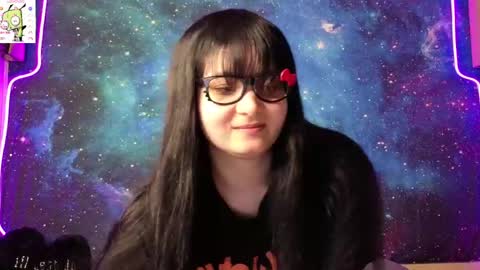 trixiedoescamcam online show from 10, 4, 2026