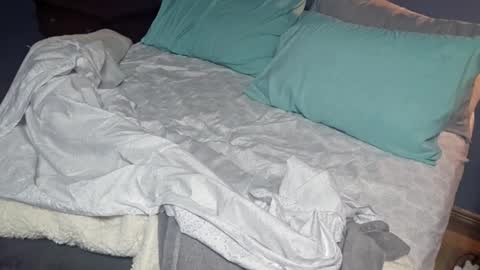 trojanswingers online show from 9, 3, 2026