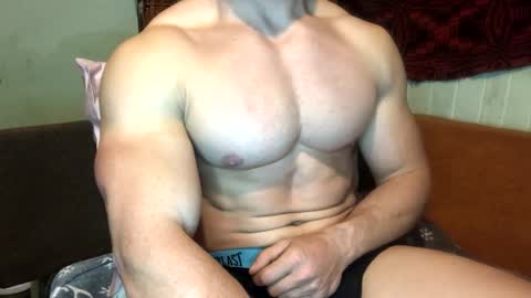 Troncq online show from 8, 3, 2025