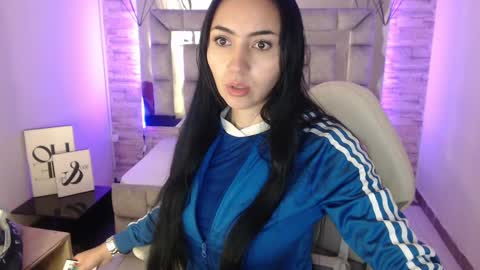Snapshot of truelove_art chatting on 20, 2, 2025 online show from 20, 2, 2025