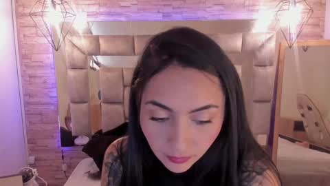 Snapshot of truelove_art chatting on 11, 3, 2025 online show from 11, 3, 2025