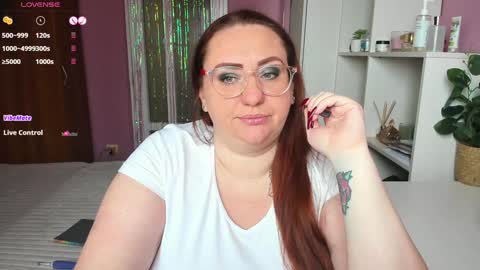 Snapshot of truly_goddess chatting on 31, 1, 2025 Adelle online show from 31, 1, 2025