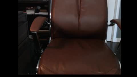 Snapshot of trvler72 chatting on 4, 5, 2026 trvler72 online show from 4, 5, 2026