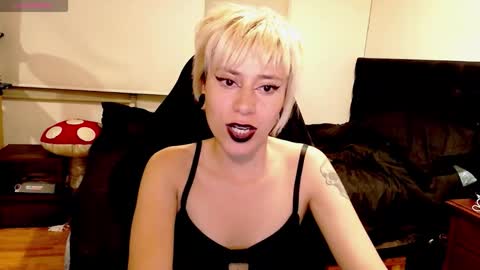 Snapshot of tryp666 chatting on 20, 9, 2025 Cait online show from 20, 9, 2025