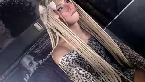 Lexi Fox online show from 2, 3, 2026