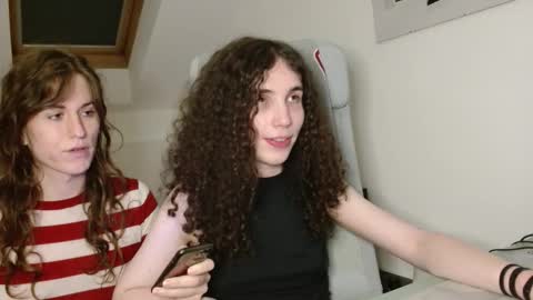 Snapshot of tsbubbles760 chatting on 2, 11, 2025 TSBubbles online show from 2, 11, 2025