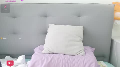 Snapshot of tscn88 chatting on 5, 1, 2025 Anne Bebe online show from 5, 1, 2025