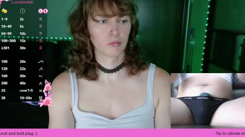 Ellie Ryder online show from 13, 9, 2025