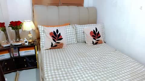 Graciella online show from 1, 2, 2025