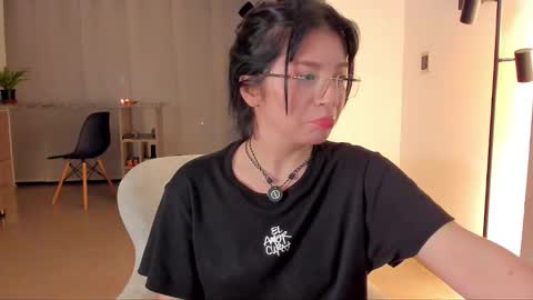 Tsuky online show from 28, 11, 2025