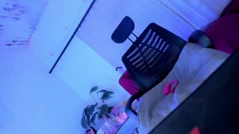 JOIN TO MY FANCLUB I WILL GIVE SOME VIDEOS AND PIC online show from 24, 4, 2026