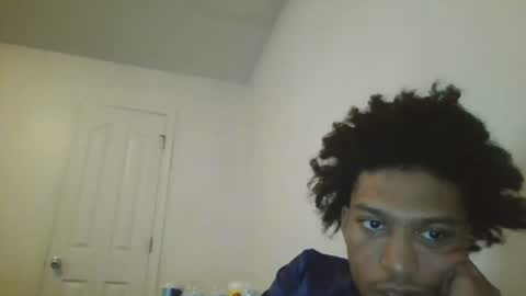Almond Frank online show from 3, 8, 2026