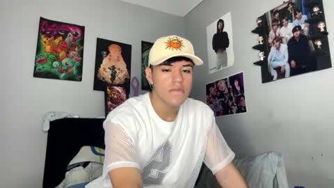 tuenkim_ online show from 23, 12, 2024