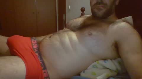 Snapshot of tuga_man_ chatting on 31, 12, 2024 tuga man online show from 31, 12, 2024