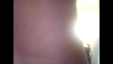 Snapshot of tunpau13 chatting on 28, 10, 2025 tunpau13 online show from 28, 10, 2025