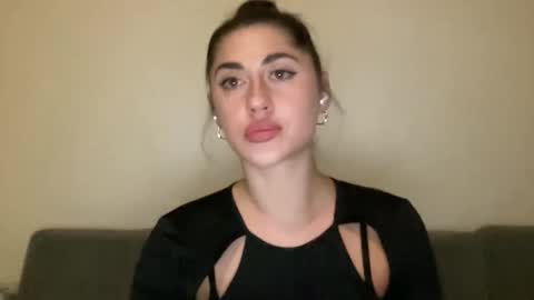 Snapshot of tuoamore123 chatting on 9, 10, 2025 tuoamore123 online show from 9, 10, 2025