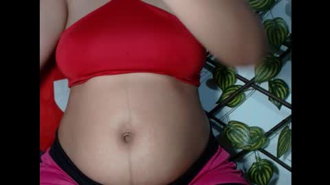 tu reina no face online show from 27, 3, 2026