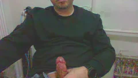 Snapshot of turkishdaddy34 chatting on 7, 2, 2025 turkishdaddy34 online show from 7, 2, 2025
