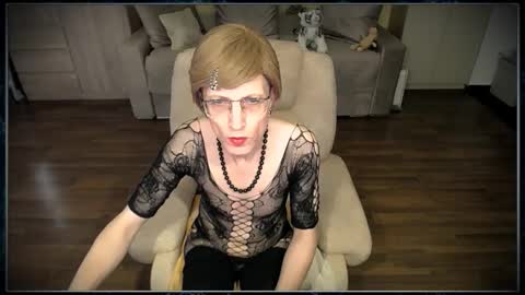 Clementine online show from 3, 11, 2025