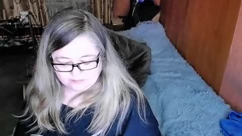 Lana online show from 28, 2, 2025