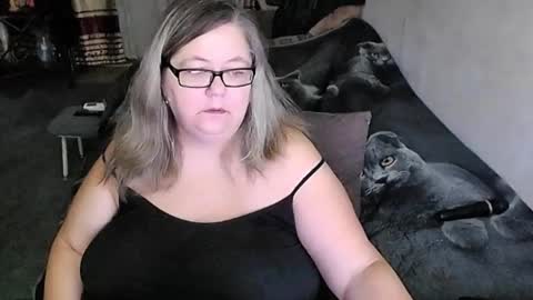 Snapshot of tviks chatting on 17, 2, 2026 Lana online show from 17, 2, 2026