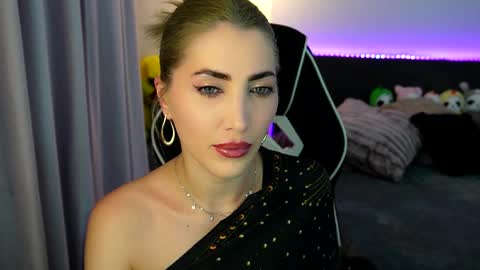 MayCarrey online show from 13, 1, 2026