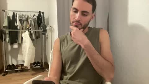 Snapshot of twikboy chatting on 17, 9, 2025 Twinkboy online show from 17, 9, 2025