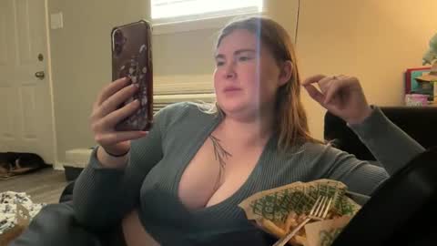 Snapshot of twinfl4m3ss chatting on 22, 12, 2025 twinfl4m3ss online show from 22, 12, 2025