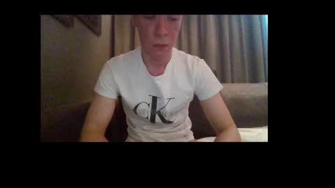 Twink22cm online show from 31, 1, 2025