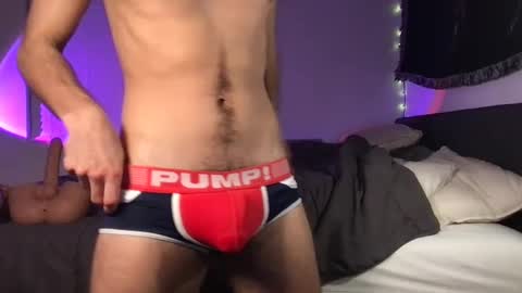 twink_boy98 online show from 18, 9, 2025