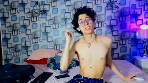 Snapshot of twink_sebas7 chatting on 23, 5, 2026 Sebastin online show from 23, 5, 2026