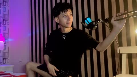 Snapshot of twink_sebas7 chatting on 30, 5, 2026 Sebastin online show from 30, 5, 2026