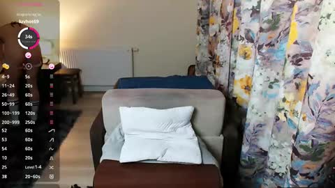 Vicky  Victor online show from 26, 9, 2025