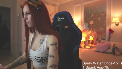 Snapshot of twinkle_fox chatting on 5, 1, 2026 Alice online show from 5, 1, 2026