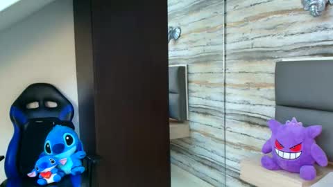 twinslovers_ online show from 21, 12, 2025