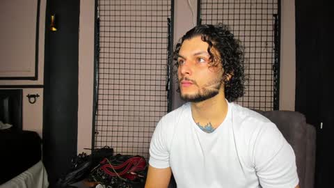 Snapshot of twisted_fantasy_ chatting on 21, 1, 2025 Clio Tadeo online show from 21, 1, 2025