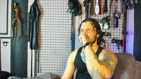 Snapshot of twisted_fantasy_ chatting on 6, 2, 2025 Clio Tadeo online show from 6, 2, 2025